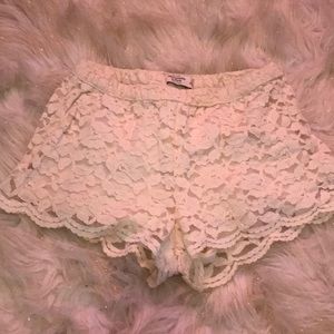 Abercrombie Lace detail shorts